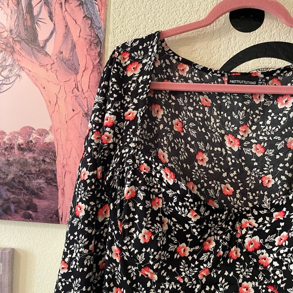 Pretty Little Things Plus Size Womens feminine floral dress with slits size 16 - Picture 9 of 14